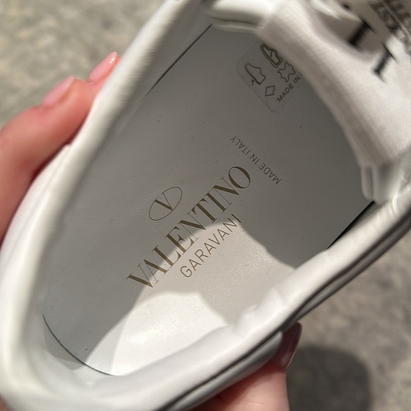 Valentino Garavani Rockstud Sneaker NWOT - Picture 15 of 16